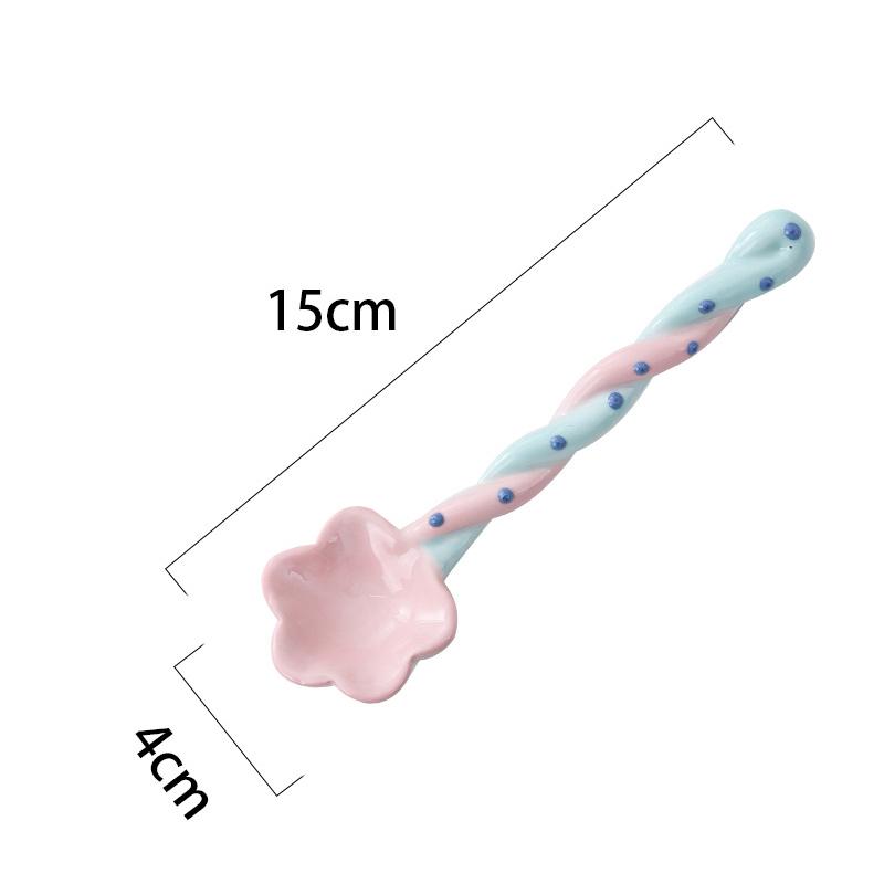 

1Pc Ceramic Long Handle Spoon Cute Ice Cream Hand Painted Dessert with Kitchen Tableware Accessories розовый