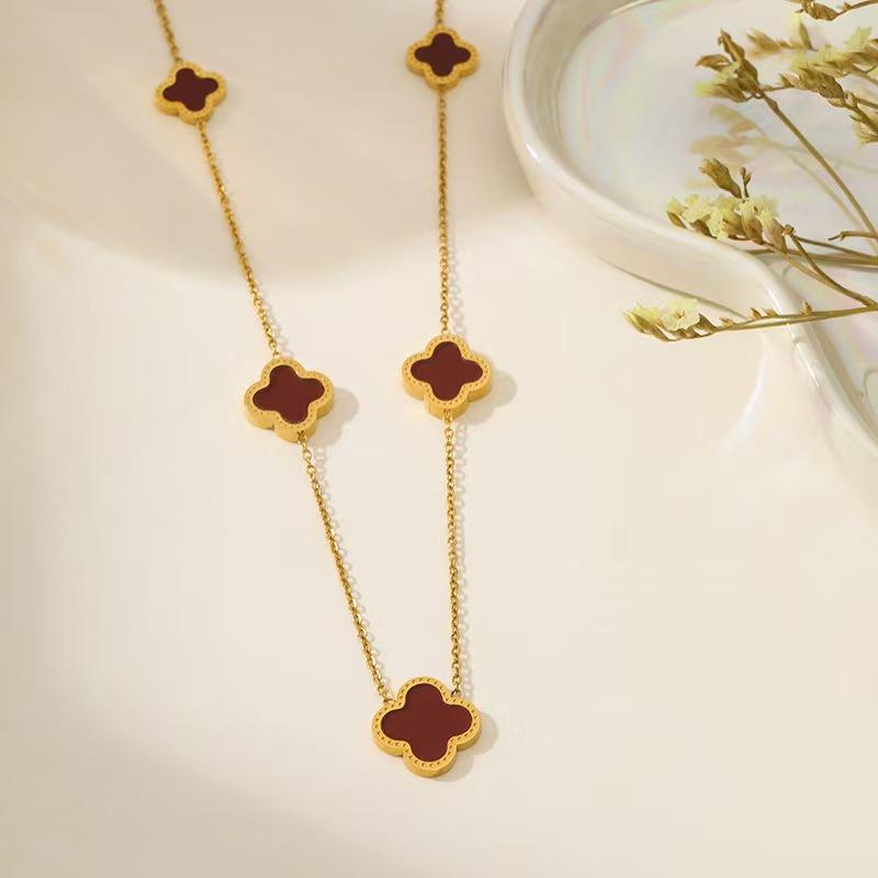 Stainless Steel Clover Necklace with Five Flowers and Four Leaves, Waterproof, Sweat Proof, High-end and Non Fading Jewelry