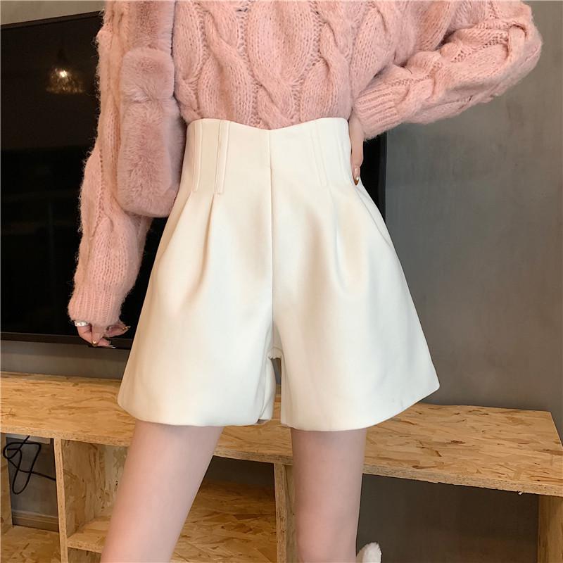 Women's Woolen Wide-Leg Shorts - High Waist, A-Line Black Casual Boots Pants for Spring and Autumn 2024
