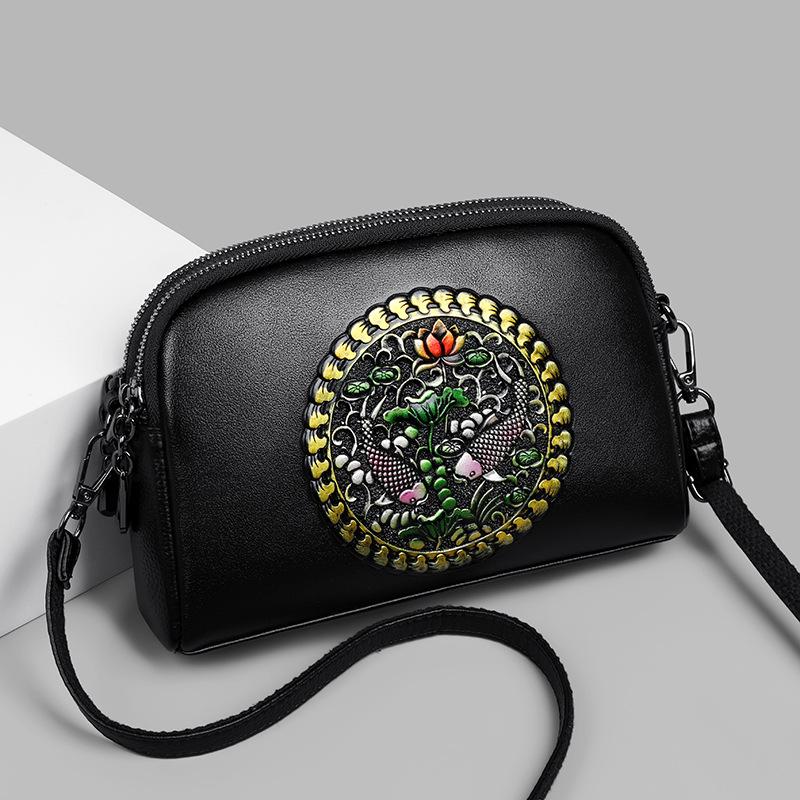 Vintage Chinese Ethnic Embroidery Ladies Shoulder Bag Elegant Crossbody Folk Art Pattern Fashion Casual Multifunctional Mini Handbag