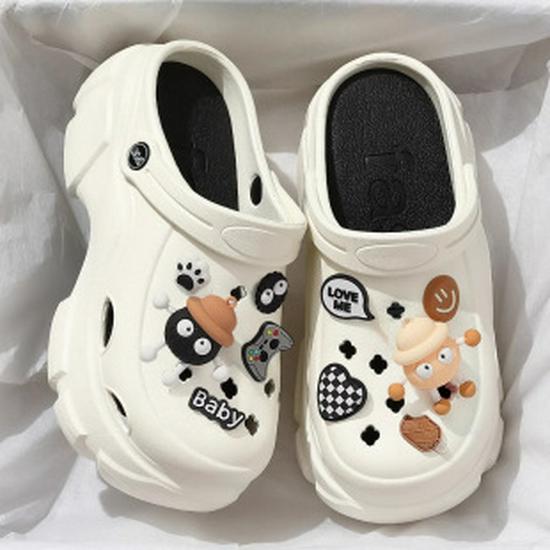 Women's High-Soled Platform Slippers - New Korean Summer Styles, Trendy and Versatile Height-Enhancing Sandals.