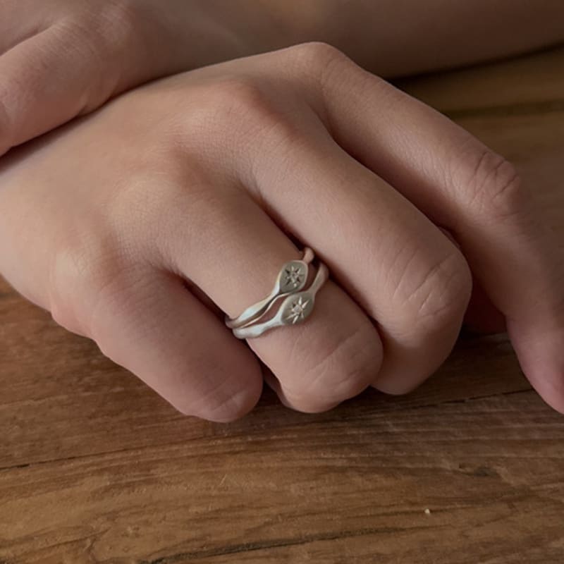 Melliv Melting Star Ring_mvr18