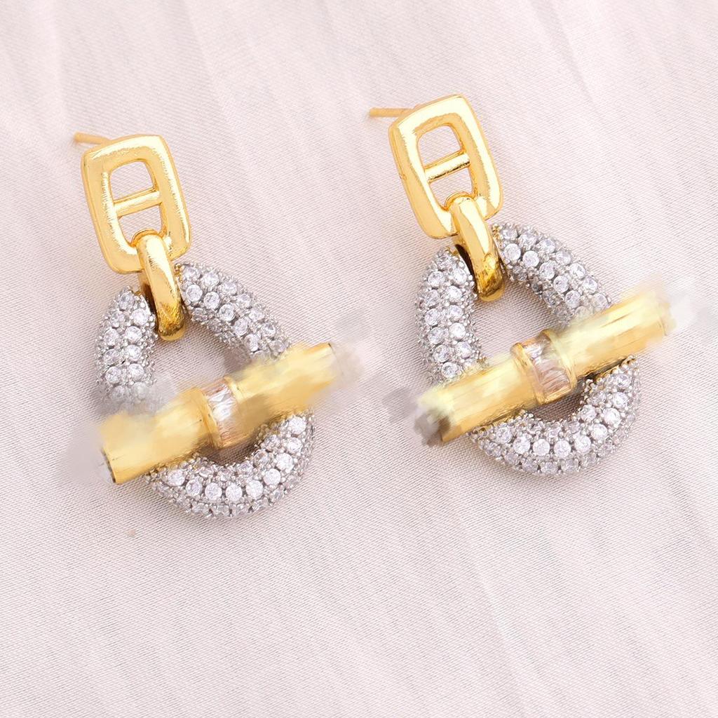 Trendy Hip-Hop Jewelry Set: Copper Zircon Pig Nose Necklace, Earrings, Ring, and Bracelet