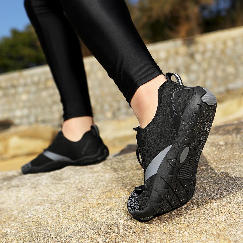Wading Sneakers Water Sports Shoes for Women Men Quick Dry Aqua Shoes for Swimming Surfing Wading Shoes Anti-slip