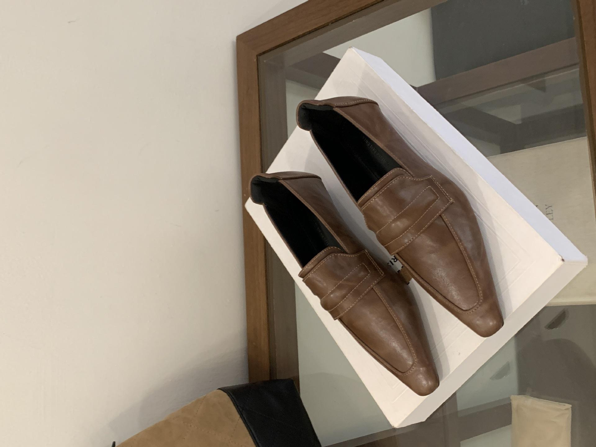 

Pointed low-heeled shoes, spring and autumn 2025 new thin shallow-mouth shoes, European and American breathable soft-soled single shoes, women 35