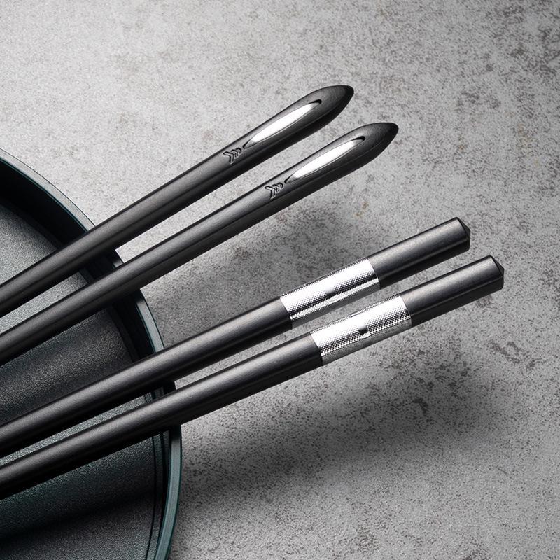 Single-Use Non-Slip High-Temperature Alloy Japanese Chopsticks for Healthy Individual Serving