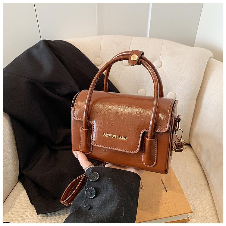 

Весна новая мода простой дизайн популярный однотонный повседневный на плечо кроссбоди портативная маленькая квадратная сумка