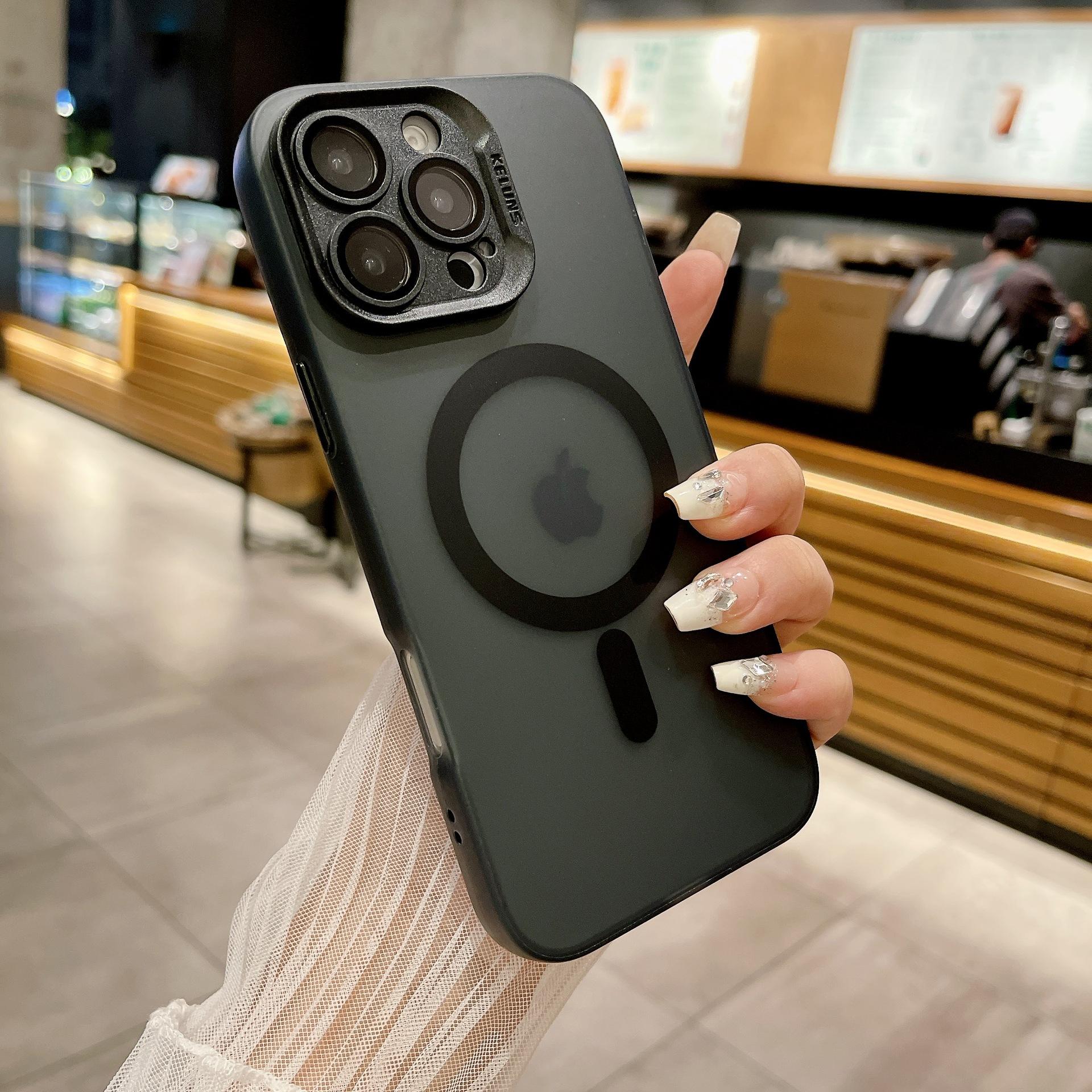 

Applicable To Apple 17 Magnetic Suction Mobile Phone Case 17promax Frosted Skin Feeling 17pro Full Inclusive Silicone 17Air Anti Fall Cover iPhone12pro