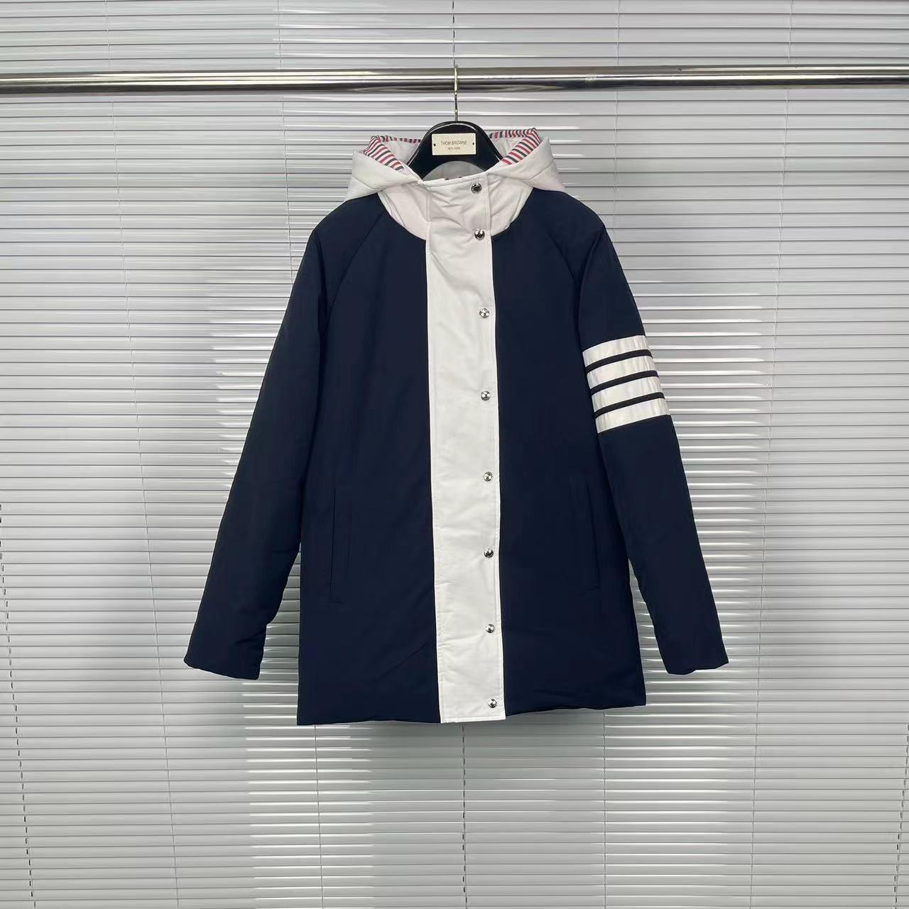 

Унисекс Классический длинный пуховик с капюшоном и дизайном с четырьмя планками XXL синий