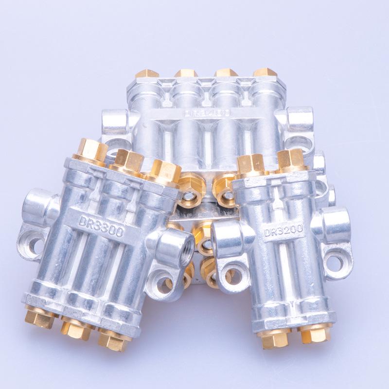 Precision Oil Distributor & Injection Molding Machine: RH Oil Circuit Block & HEGR Manifold