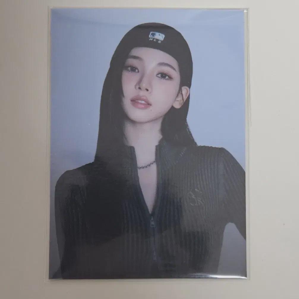

Aespa Mlb Karina Photo Card Sealed