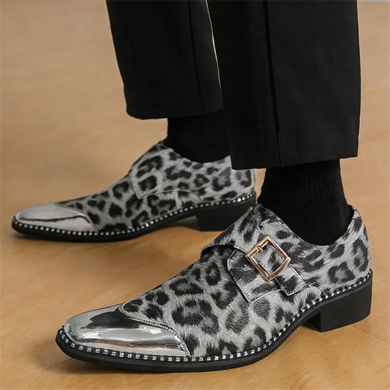 New Men's British Pointed Gold Silver Slip on Shoes Male Monk Strap Loafers Wedding Dress Prom Homecoming Gentleman Footwear