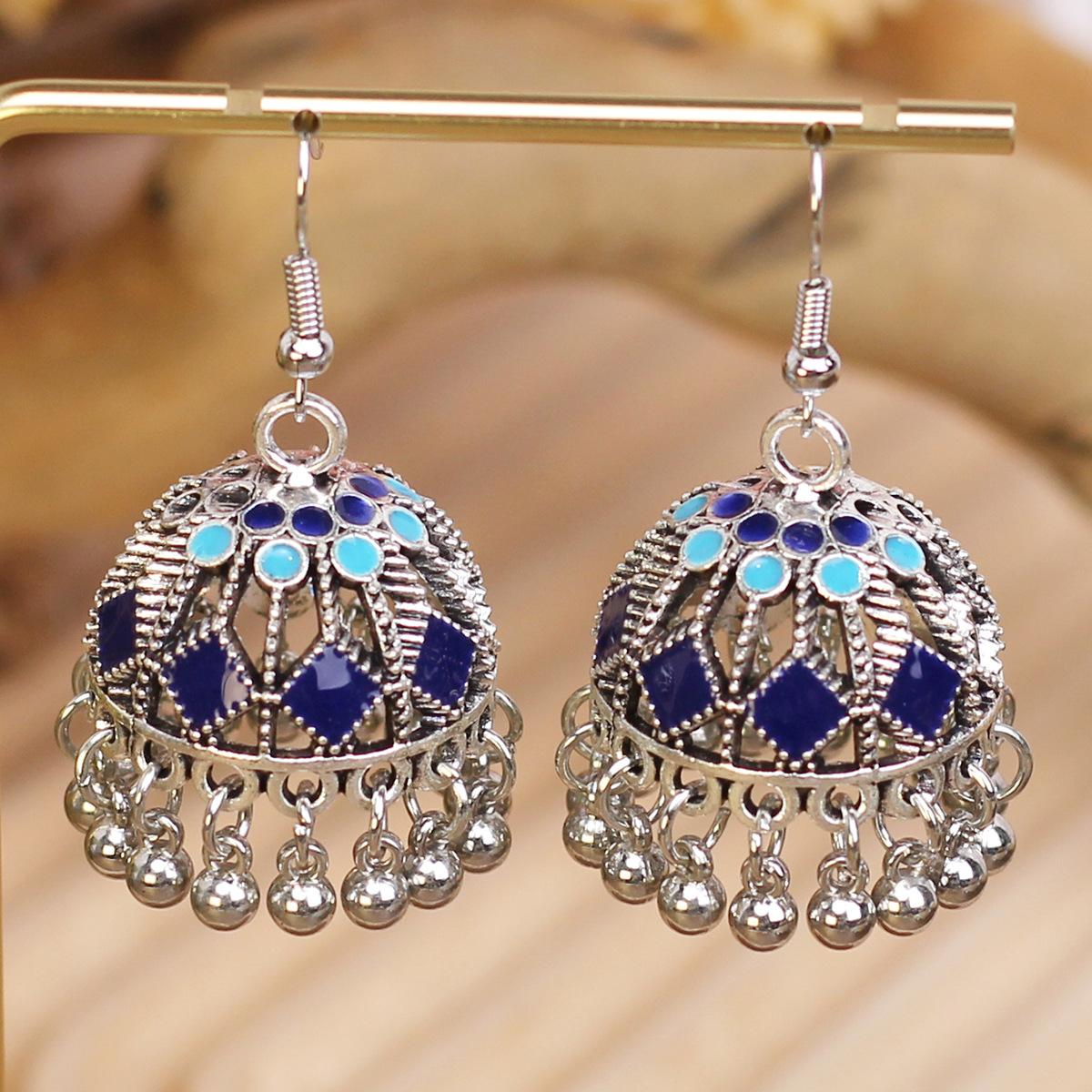 Retro Bells, Fringed Hollow Oil Dripping Earrings, Bohemian Ethnic Style Exaggerated Temperament Earrings