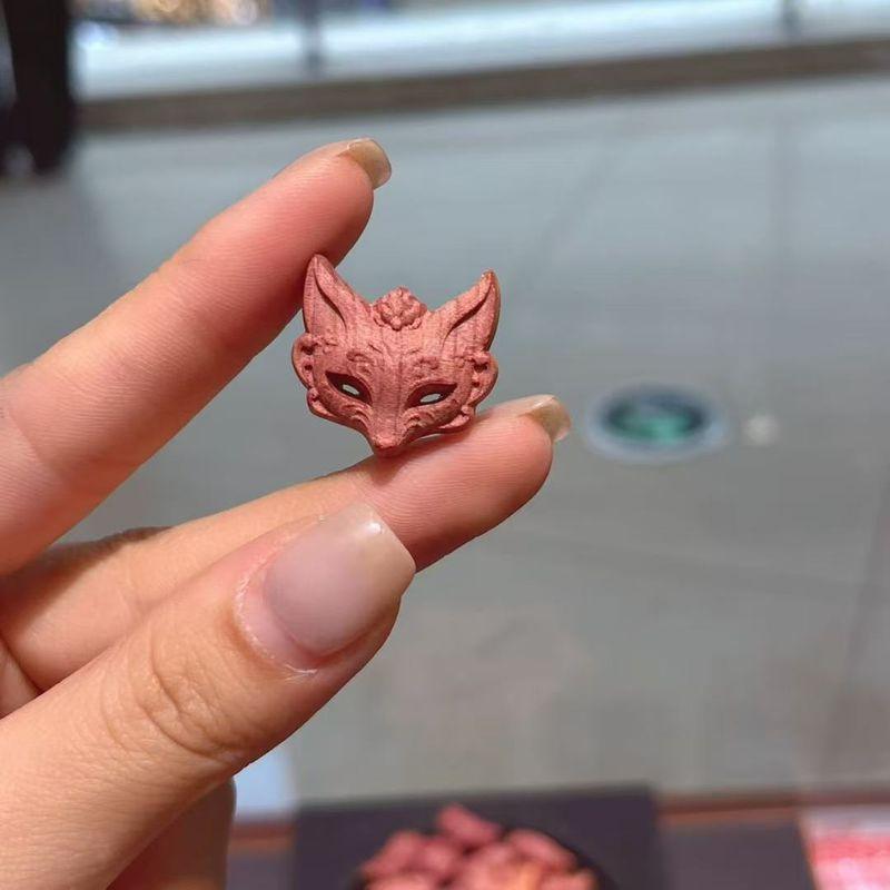 

Bloody Cypress Fox Mask DIY Accessories Hand Woven Hand Rope Bracelet Necklace Pendant Bracelet Crafts Ornament Blood Cypress fox mask