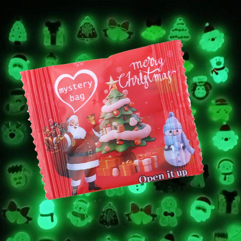 

10 шт. Рождественские сюрприз-пакеты вслепую, светящиеся фигурки животных и грибов, миниатюрный таинственный пакет для горшечного декора кукольного домика