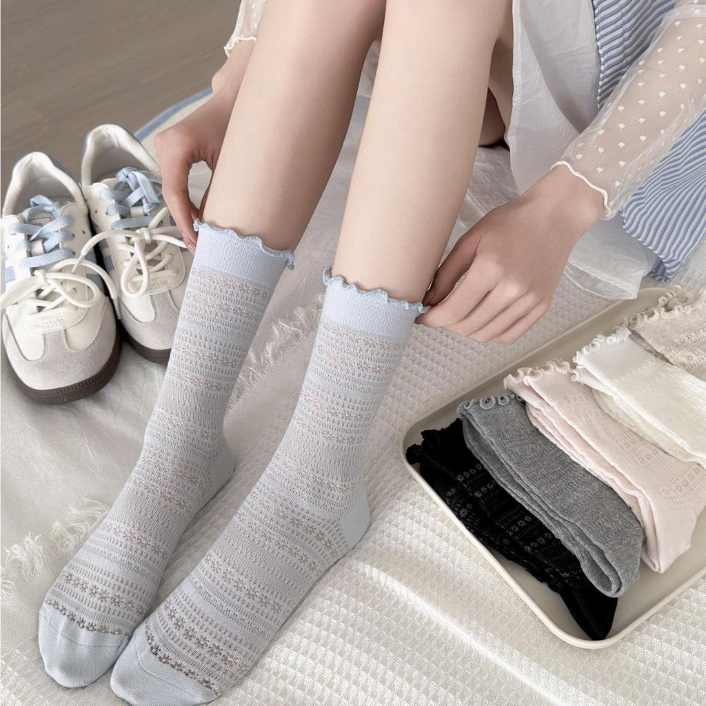 Ballet-Style Lace Mid-Calf Cotton Socks for Women - Trendy Korean/Japanese Design, Hollow Breathable, Perfect for Spring and Autumn
