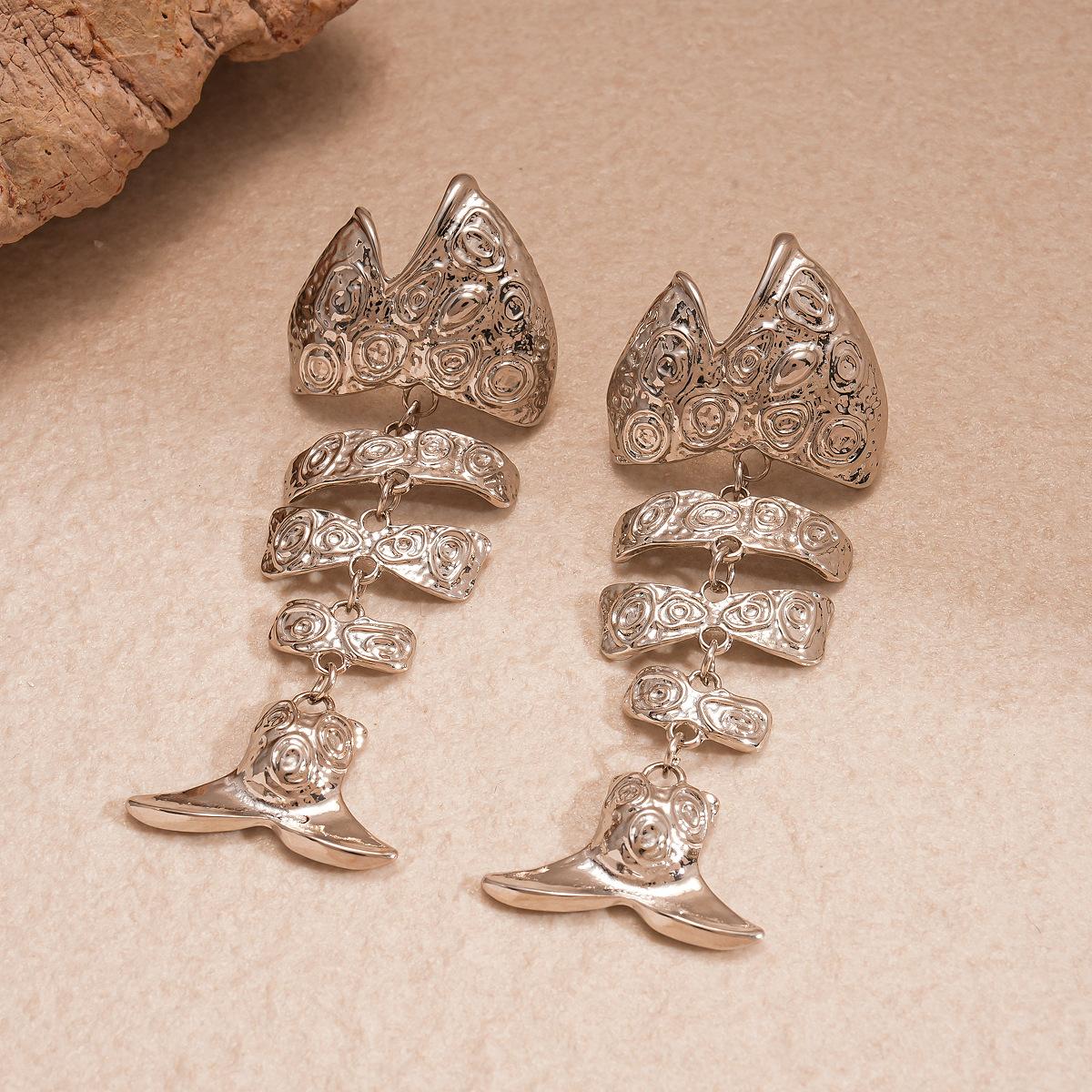 DIGADAGU Metal Spliced Fishbone Dangle Earrings New Minimalist Vintage Earrings Women s Everyday Zircon Accessories медный