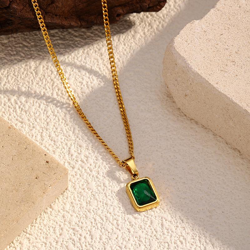European and American INS Wind Simple Green Geometric Pendant Titanium Steel Clavicle Chain Women's Necklace Stainless Steel Jewelry