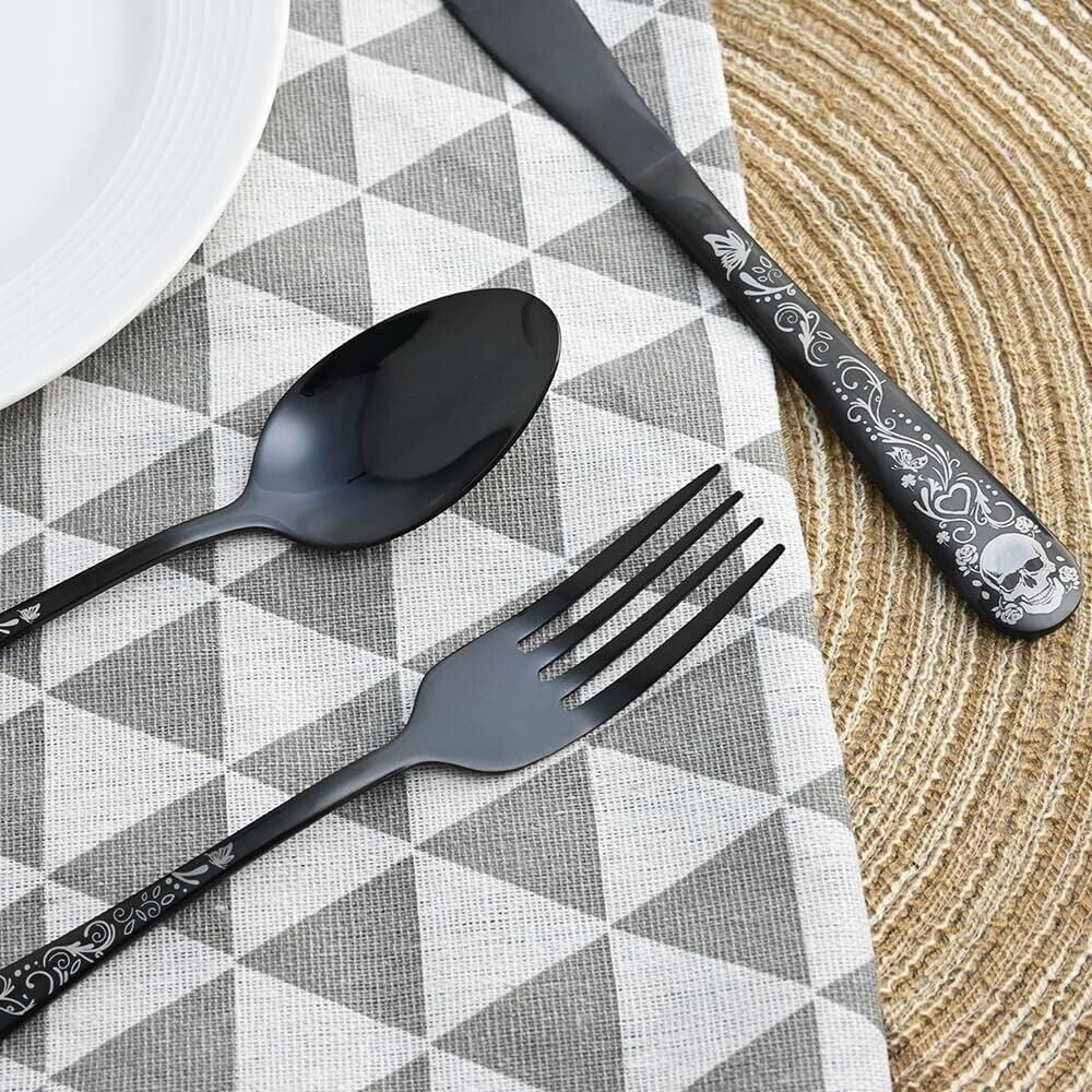 Skull Stainless Steel Cutlery Set: Unique Skeleton Design Spoon - Durable & Stylish Silverware for Any Occasion
