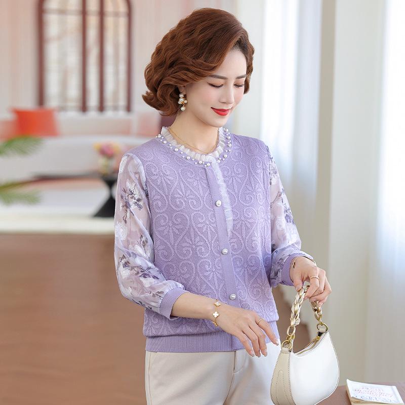 Elegant Spring Knit Top: Stylish Jacquard Seven-Sleeve Design for Moms, Perfect Base Layer for Middle-Aged and Elderly Women
