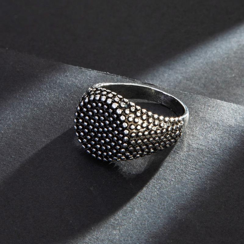European and American New Minimalist Design Circular Raised Dot and Pockmarked Ring