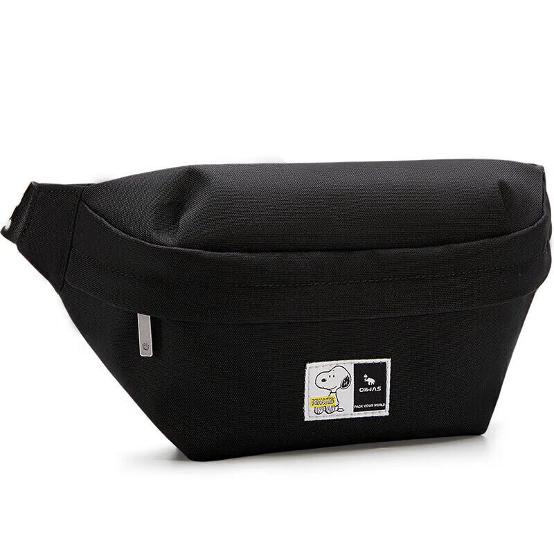 Aishiwashi Snoopy Collaboration Crossbody Chest Bag