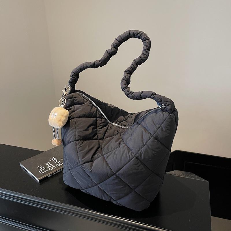 Rhombus down cotton clothing bag women's 2025 new large-capacity shoulder underarm bag winter messenger tote bag