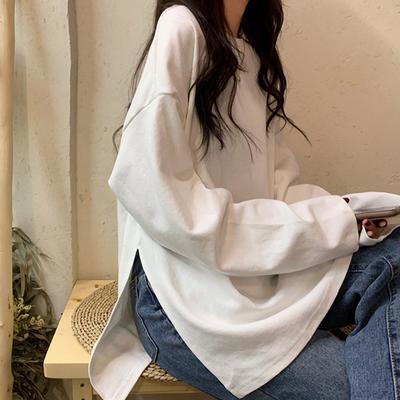 Harajuku T-shirt lunga casual femminile primavera autunno Solido T-shirt oversize morbida semplice per le donne T-shirt goth Spacco laterale Bianco nero Top a maniche lunghe