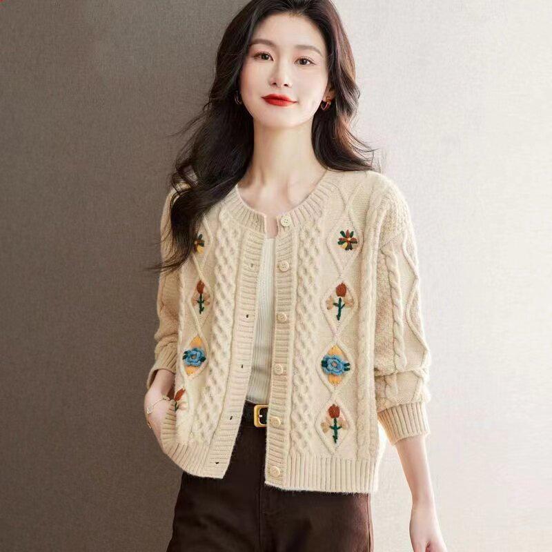 Women's Retro Embroidered Knit Cardigan Sweater Coat - Autumn/Winter 2026 Loose Top