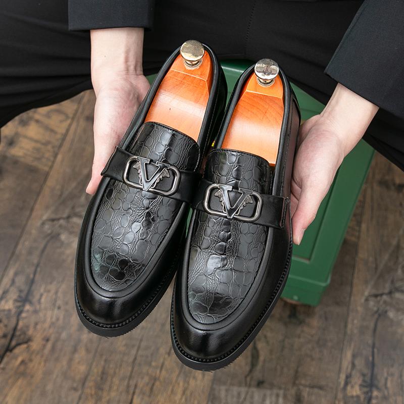 Fashion Size 38-47 New White Casual Leather Shoes For Men Comfortable Platform Dress Shoes Man Loafers High Quality Men's Social Shoes