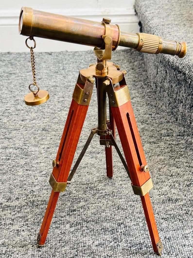 

Nautical Vintage Decorative Solid Brass Telescope Antique Style with wooden stand коричневый