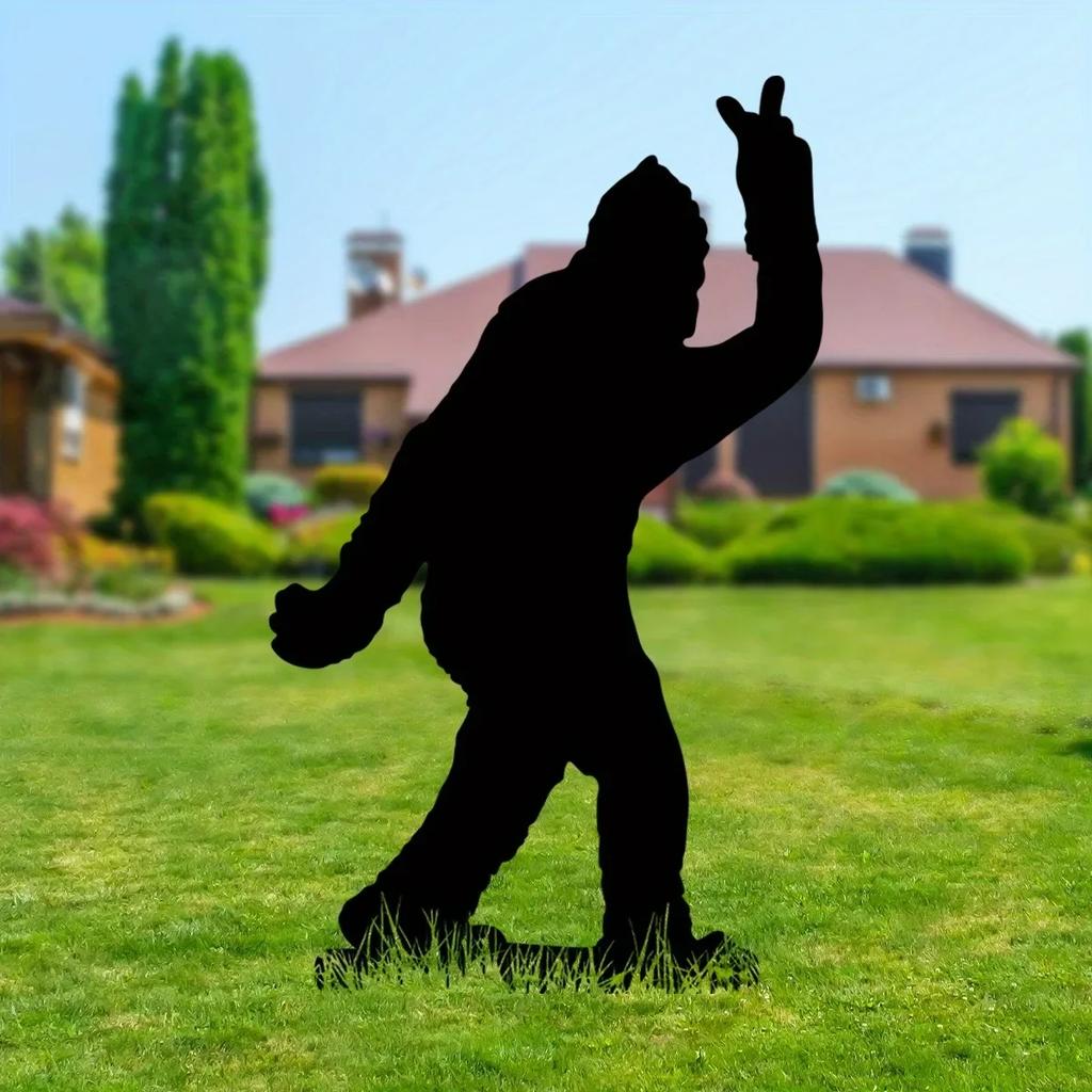 Bigfoot Metal Stake Outdoor Decor Big Foot Sasquatch Gifts for Men Women Bigfoot Silhouette Statues for Yard Art