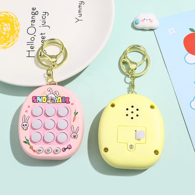 Tic-Tac-Toe Keychain: Cute Cartoon Decompression Toy for Kids