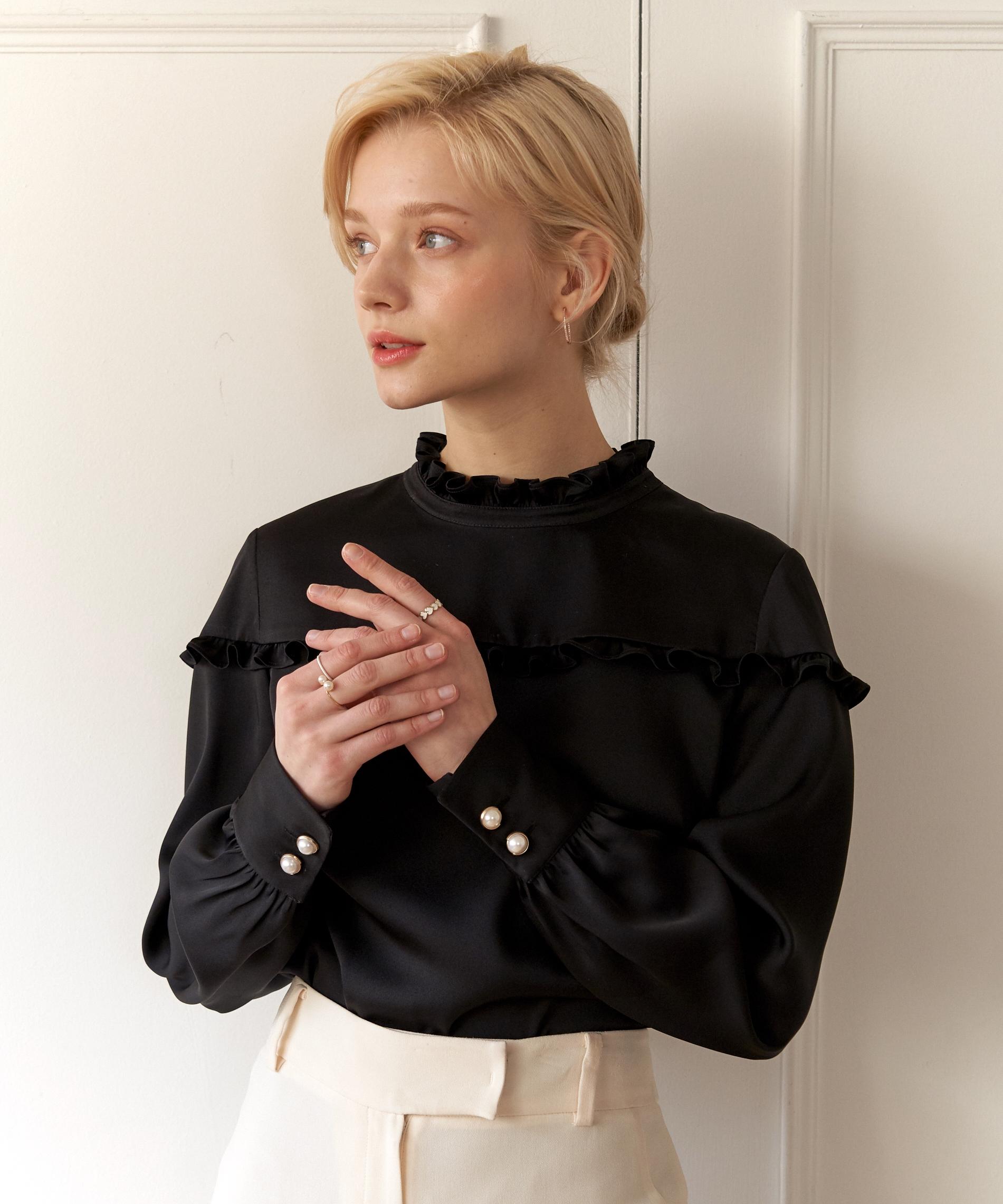 Dear Ryu Satin Frill Blouse #Black
