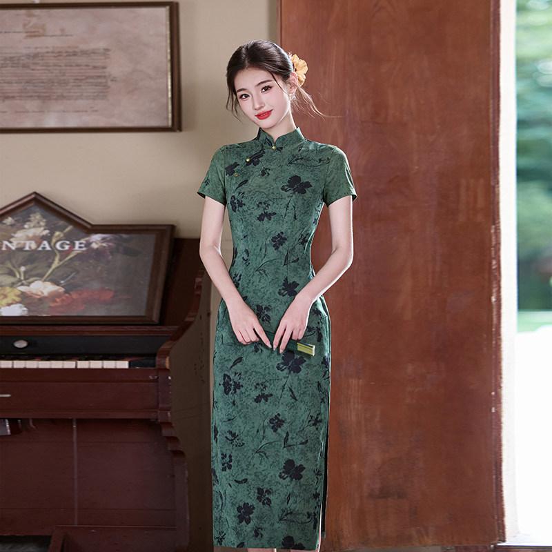 Zelené bez rukávů národní styl nový čínský denní Suzhou dlouhé čchang-pao vylepšené mladé 1011 nové dámské vysoký pocit