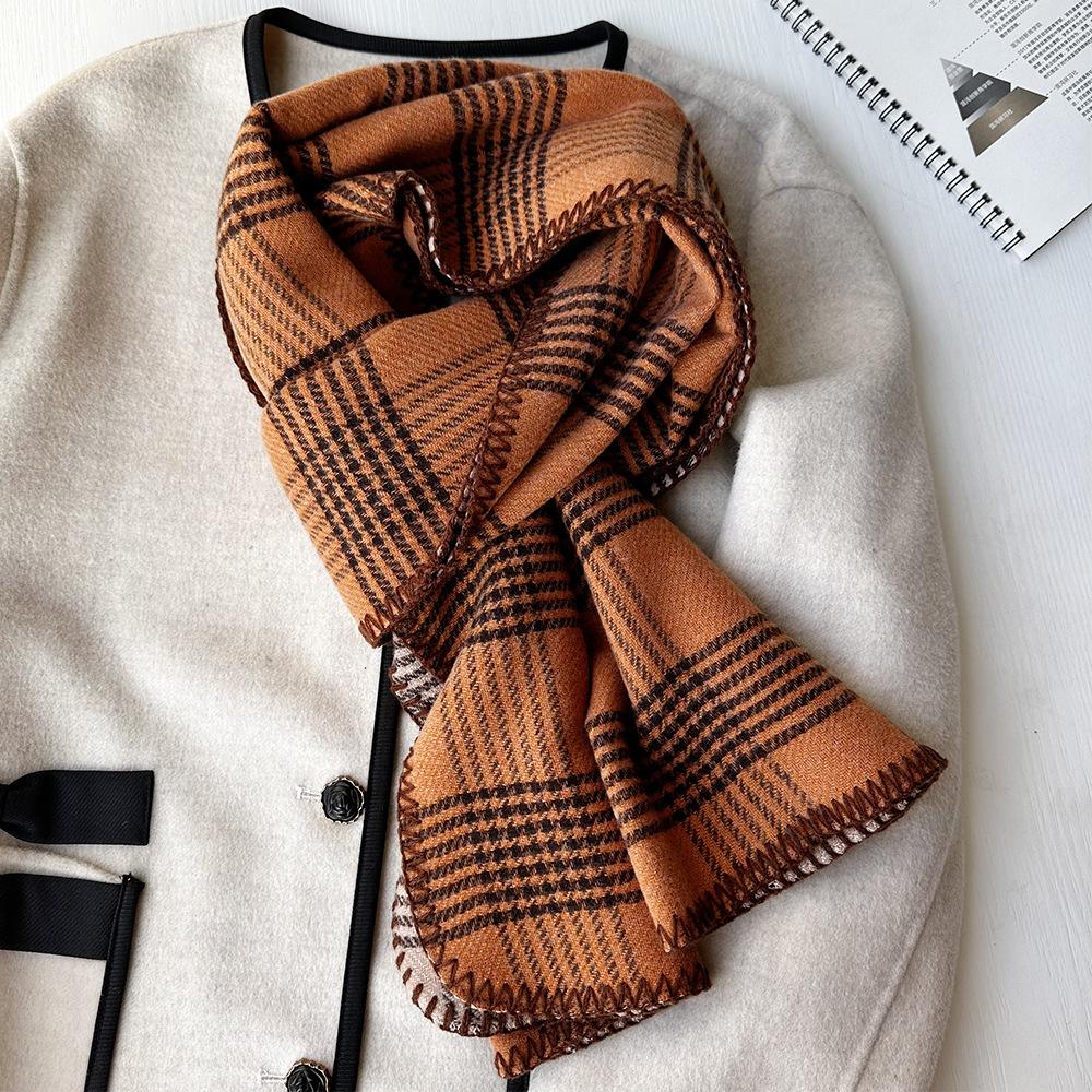 New Overlock Versatile Plaid Scarf for Women Autumn and Winter High End Atmosphere with Coat and Warm Scarf