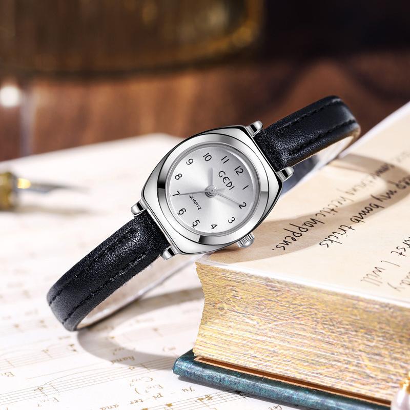 Small High-End Women'S Watch Retro Niche High-Value Student Watch Exquisite Belt Quartz Watch