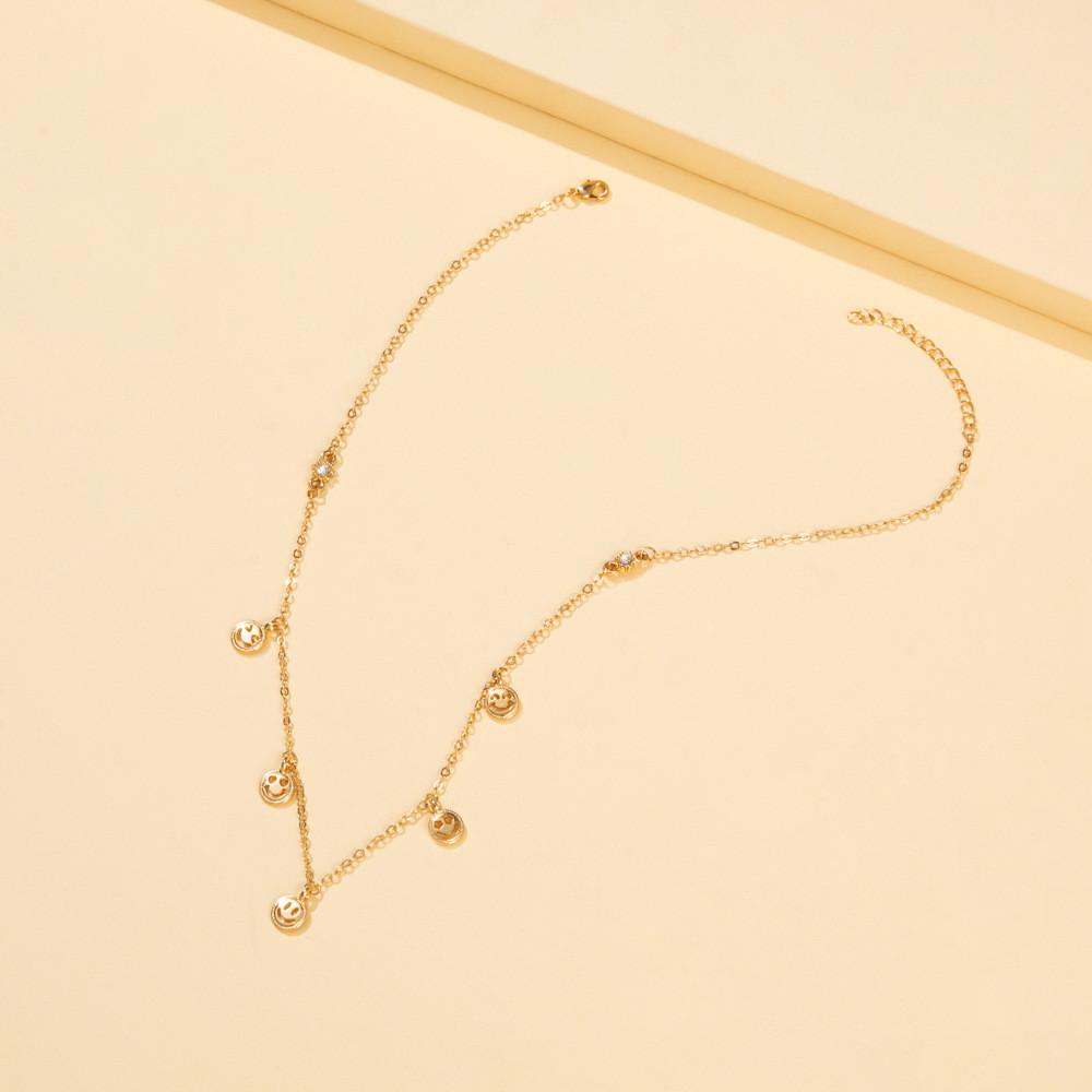 Fashionable Creative Smiley Face Pendant Necklace In Geometric Design With Alloy Metal