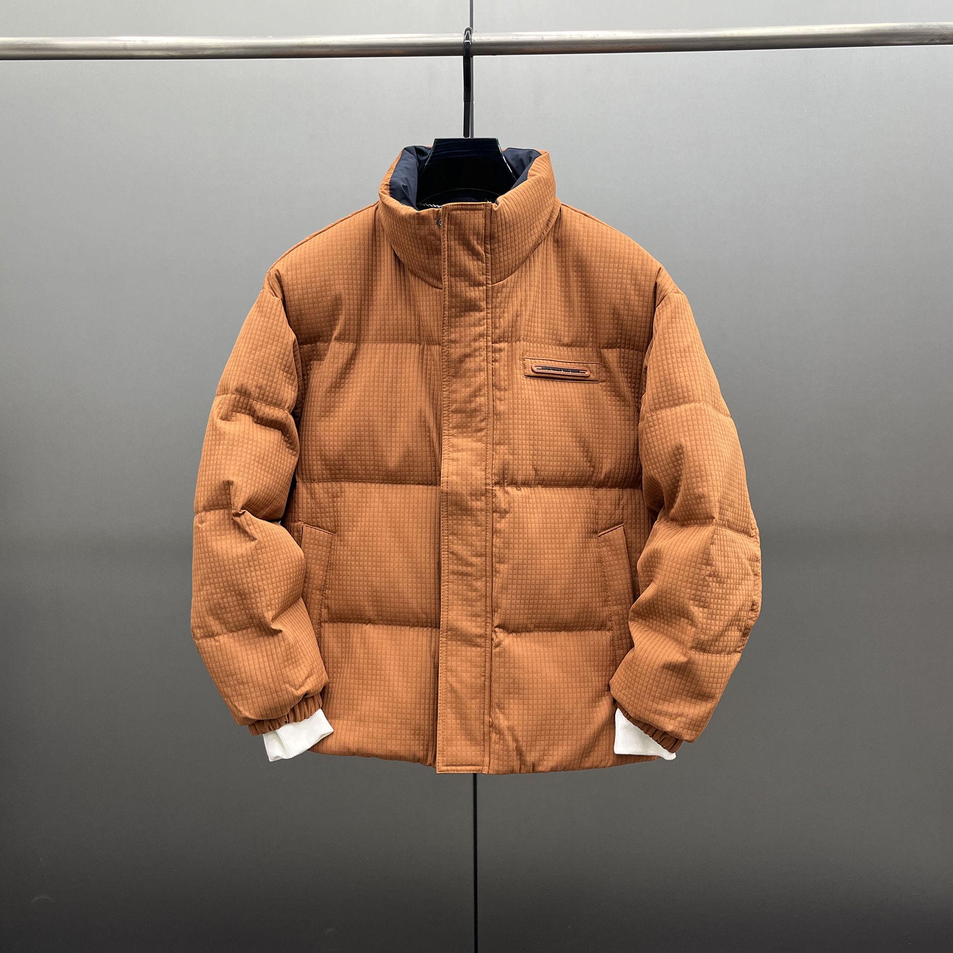 

Мужская зимняя куртка с воротником-стойкой на утином пуху - Утепленное короткое пальто черного, белого или оранжевого цвета 4XL (Recommended weight 85-95 kg) оранжевый