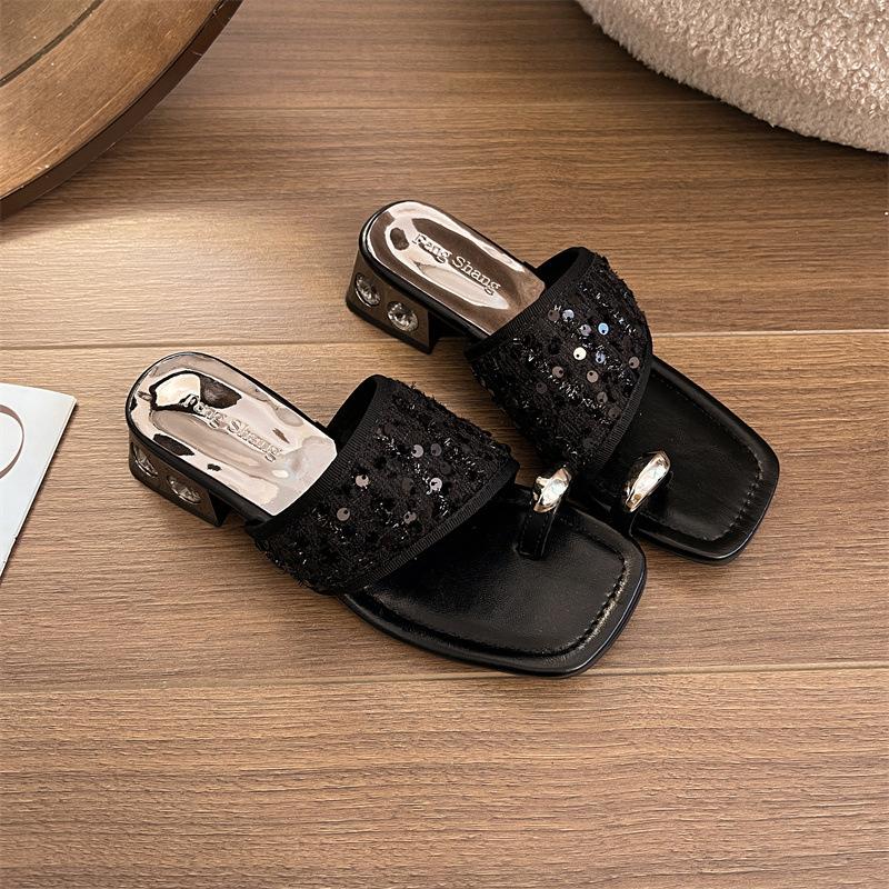 

Flat-bottomed retro cover toe cool slippers fairy shoes 2025 new summer wear soft-soled beach with skirt sandals 40 чёрный