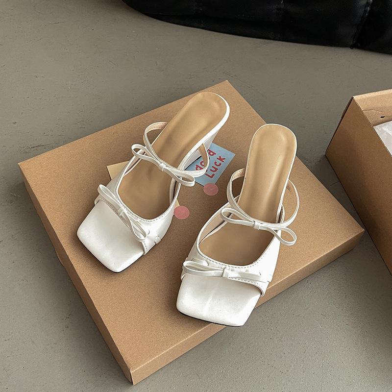 

Французские элегантные туфли на танкетке, женские летние новые модные туфли с квадратным носком и открытым носком, с бантом, на высоком каблуке, классные тапочки 42 белый