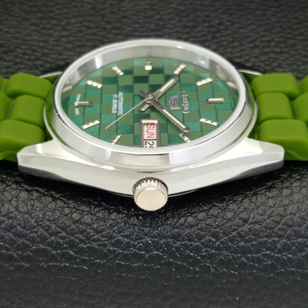 REFURBISHED SEIKO 5 AUTOMATIC MENS WATCH JAPAN MADE GREEN DIAL CUSTOM A440087-2 QV90-a440087
