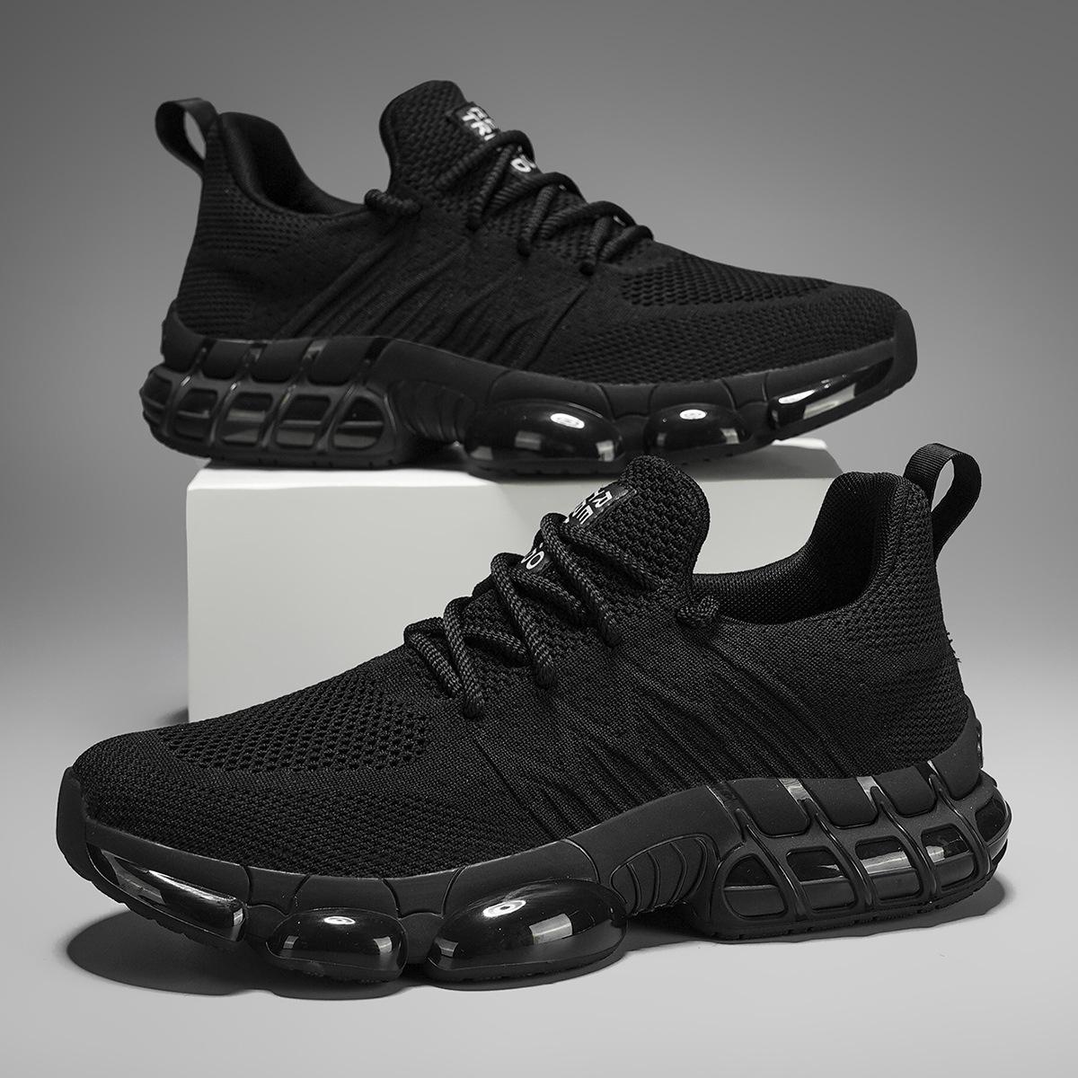 

Lightweight low-top soft-soled cushioning sneakers New large-size mesh casual shoes 40 чёрный