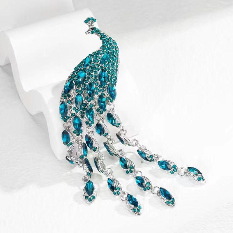 Hummingbird Crystal Rhinestone Brooch: Elegant Alloy Pin for Clothing Accessories