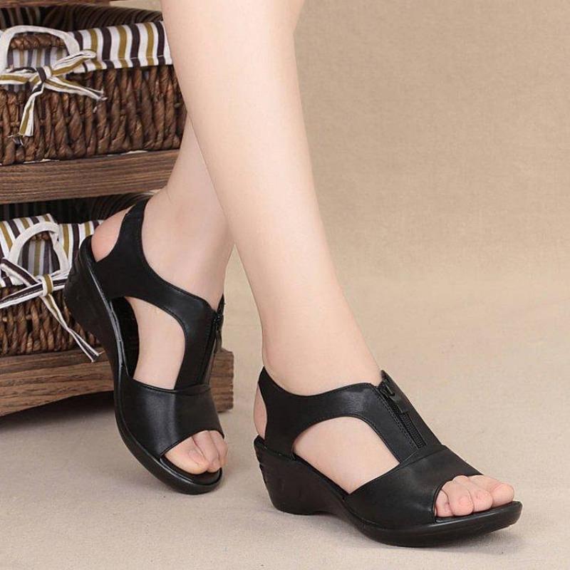 Comfortable Soft Soled Mother's Shoes Large Slope Heel Women's Shoes Casual Sandals