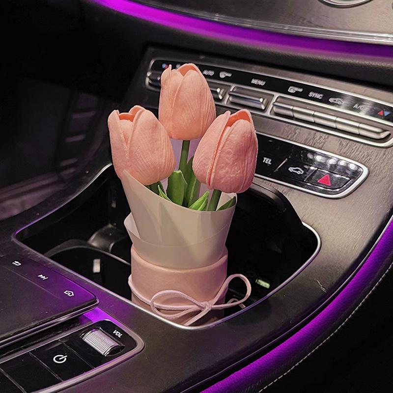 Kreativní dekorace interiéru auta Roztomilé řemeslné ozdoby Kytice tulipánů do auta Dekorativní potřeby Dekorace středové konzoly auta Dárky