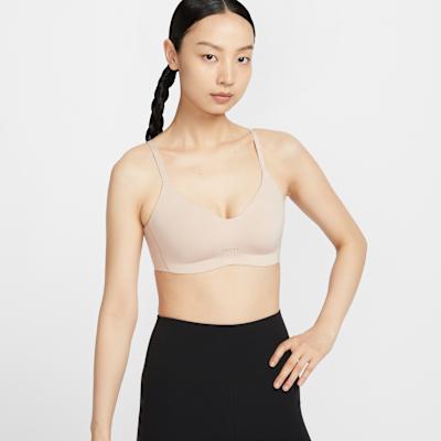Nike Alate Minimalist Women s Light Support Padded Convertible Sports