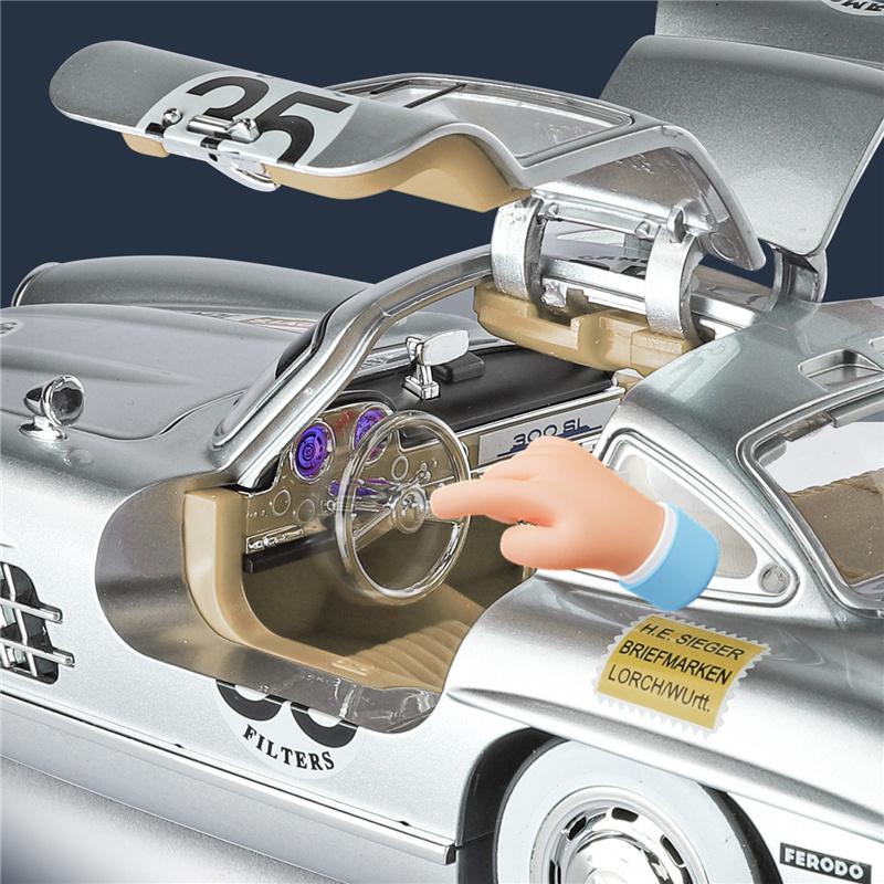 1/18 Benz 300SL Vintage Alloy Luxy Sports Car Model Diecast Metal Classic Retro Vehicles Car Model Sound and Light Childrens Toy Gift