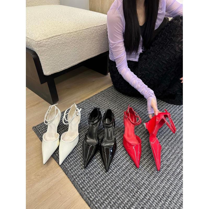 2025 spring and autumn new fashion versatile haute couture niche wedge heel pointed high heel shoes