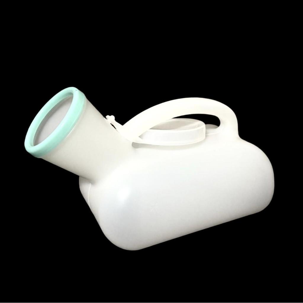 Elderly Men's Large Capacity Urinal with Thickened Cover